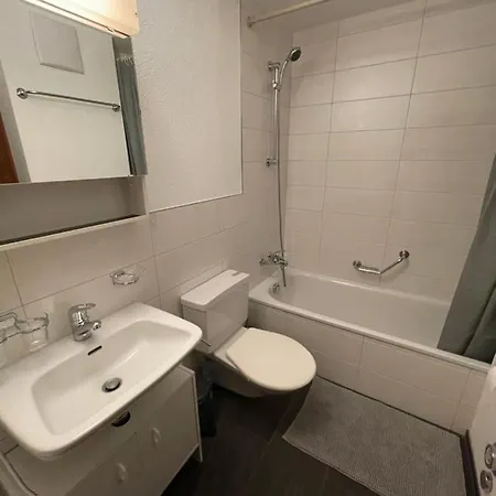 Apartment Modern With Free Parking *