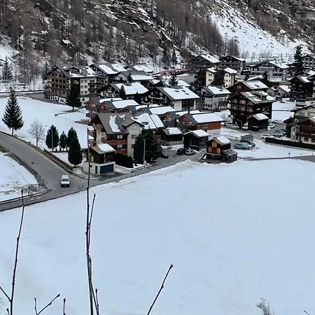 Modern With Free Parking