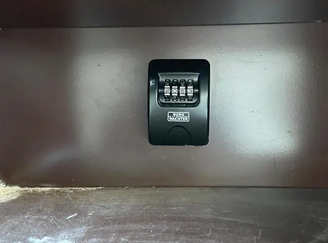 Modern With Free Parking Daire