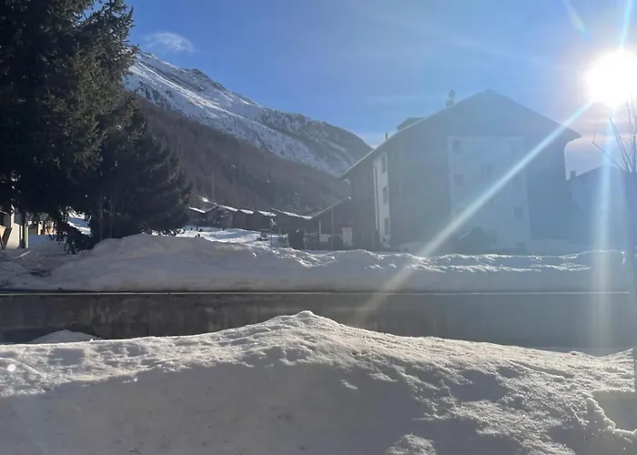 Modern With Free Parking Daire