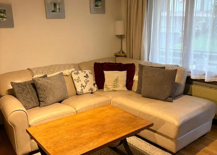 Modern With Free Parking *