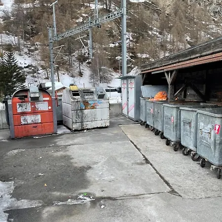 Modern With Free Parking