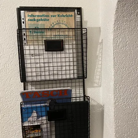 Modern With Free Parking *